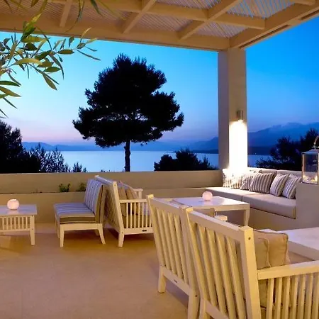 מלון Thalassa Boutique - Adults Only 4*
