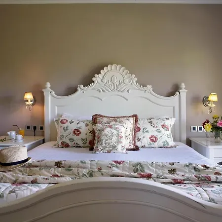 מלון Thalassa Boutique - Adults Only 4*