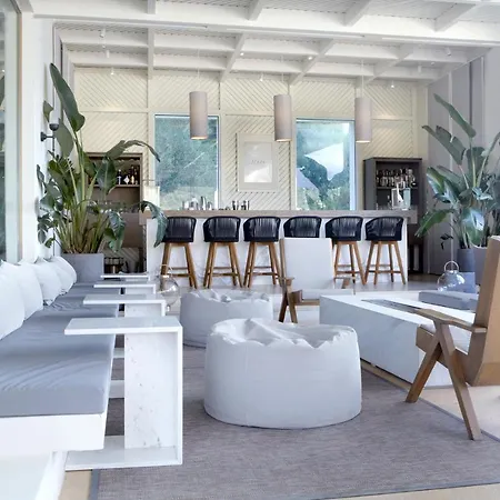 מלון Thalassa Boutique - Adults Only 4*