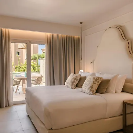 מלון Thalassa Boutique - Adults Only 4*