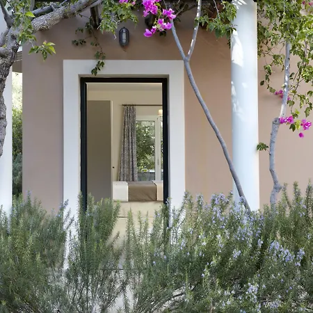 מלון Thalassa Boutique - Adults Only 4*